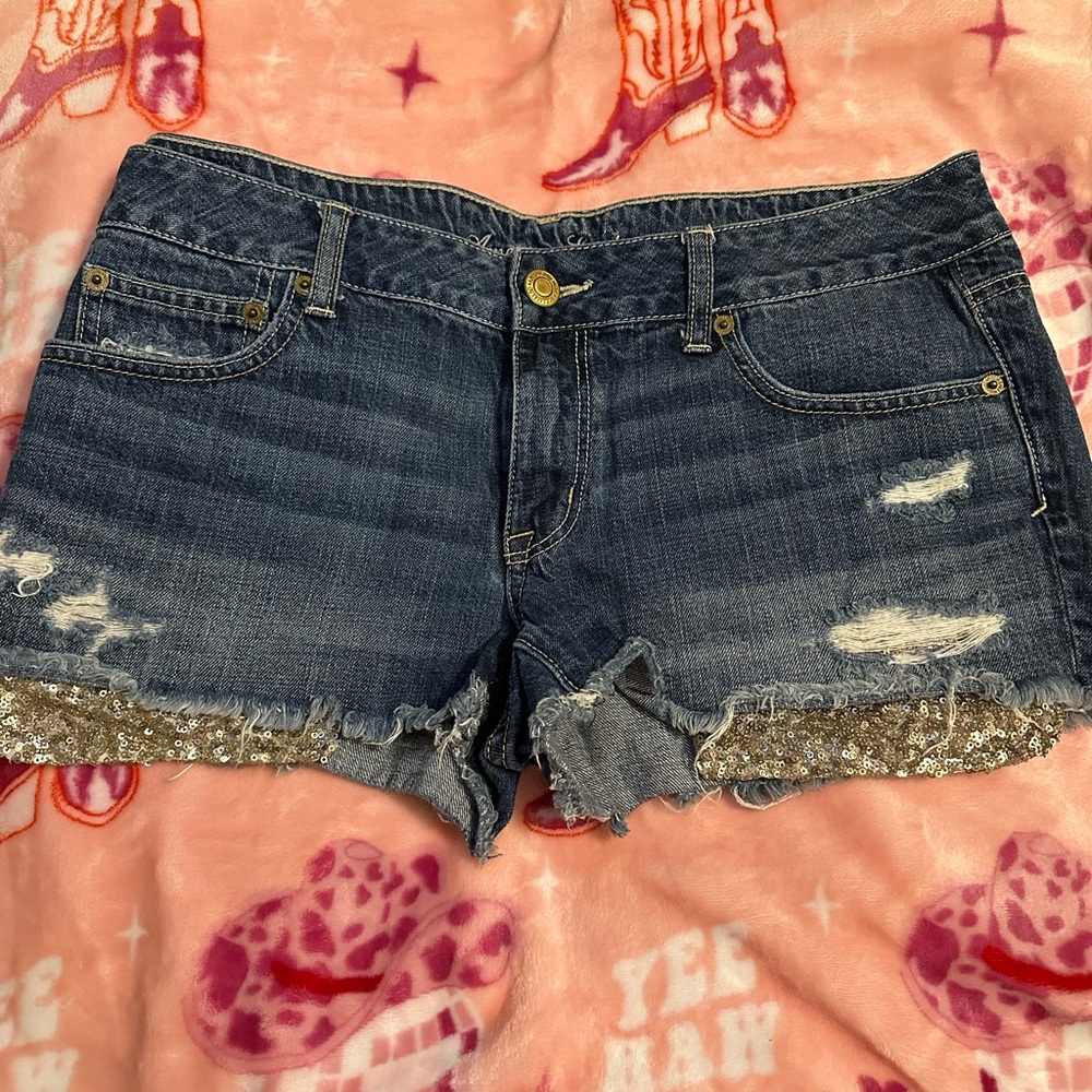 American Eagle Shorts with Sequin Pockets!